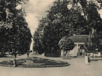 Park Maksimir oko 1930. godine, ulaz B